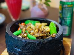石锅牛蛙-渔沧米缸·绍兴美食(万达店)