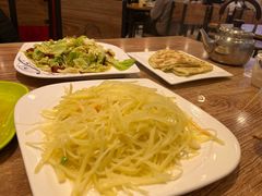 -长城东北菜(新港西路店)