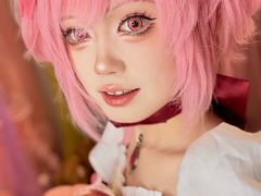 -米游妙妙屋cosplay换装自拍摄影体验馆