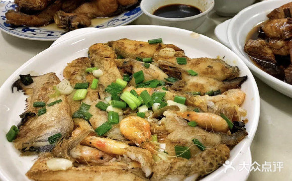 爱心美食馆
