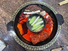 -星鸿社重庆老火锅(燃灯寺分店)