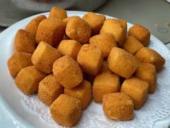 八味豆腐-肥仔文澳门猪骨煲(南京西路店)