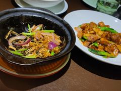 金针菇粉丝肥牛煲-有璟阁港式餐厅(国贸商城店)