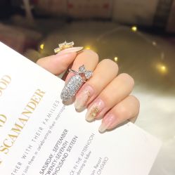 -明洞造型精品烫染