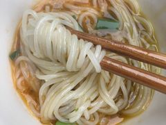 -李记特色罐罐米线(重庆中环大厦店)