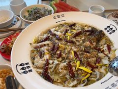 -渔语鱼酸菜鱼新川菜(来福士店)
