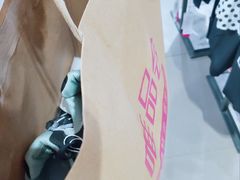 -唯品会(北京国瑞城店)