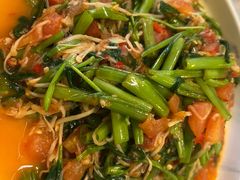 酸笋炒空心菜-浩海火烧云傣家菜(京广店)