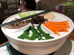 鸡丝凉米线-云海肴·汽锅鸡·云南菜(美罗城店)