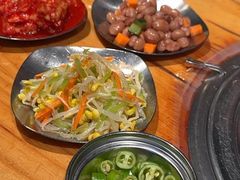 -唯成•韩国炭火烤肉 유성고기