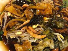 -泰龙城小吃街
