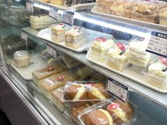 -白玉兰食品(中山公园龙之梦店)