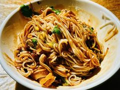 -罗家杏传统特色海南粉(人民西路总店)
