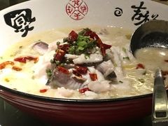 酸菜鱼-湘阁里辣(沙井华润万家店)