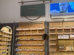 -MUJOSH木九十眼镜(月星环球港B1店)