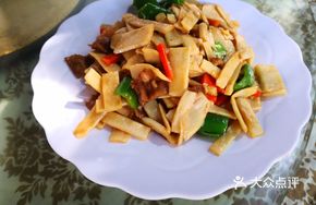 Preserved Meat Stir-fried with Lettuce