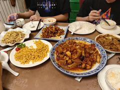 -金牌餐厅·天津菜·八珍豆腐·老爆三(瓷房子店)