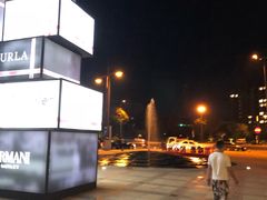 -王府井奥莱临潼小镇(临潼店)