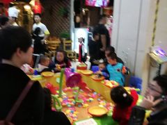 -鸿通城购物中心