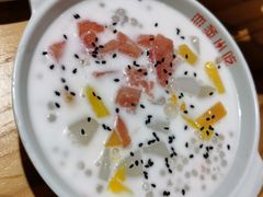 水果牛奶西米露-恋萍小吃(时代店)