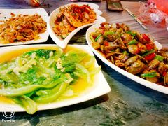 -覃记海鲜美食餐厅