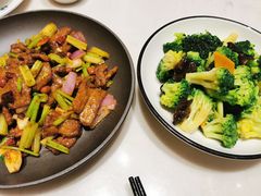 -小菜园新徽菜(上海浦东复地活力城店)