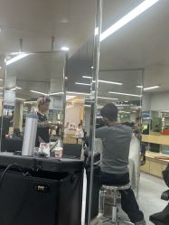 -十六番发型师事务所