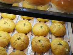 红豆面包-Dough&Joe团憩(瑞虹天地月亮湾店)