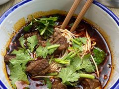 坨坨牛肉面-山城盅盅面