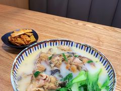 -鲜越鲜鱼粉(财富购物中心店)