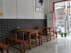 -川川川菜馆(椰海新城店)