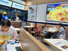 -粉小主·贵州酸汤牛肉粉(南京仙林金鹰店)