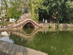-房湖公园