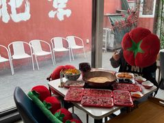 -毛辣果·贵州红酸汤牛肉火锅(西单店)