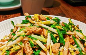 Lingyang Stir-Fry