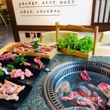 小岛斗牛家烤肉在一个小巷子里