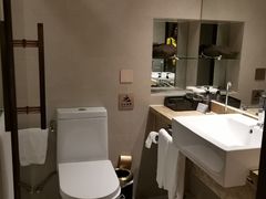 -和颐至尊酒店(上海徐家汇漕河泾店)