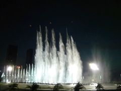 -东港音乐喷泉广场