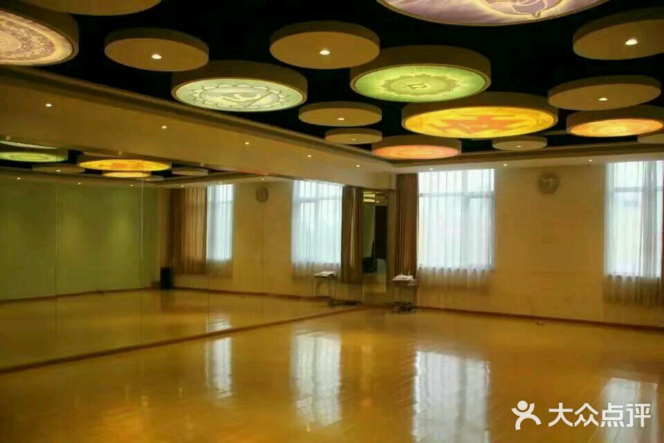 天悦国际瑜伽学院(万丰路店)图片