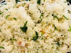 -侬佳蒸菜馆(听潮店)