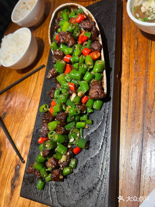 苹果树下艺术餐厅(宋庄店)图片