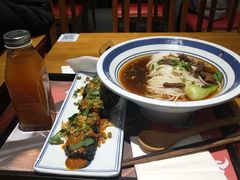 -霸蛮湖南菜·牛肉粉(荣京西街店)