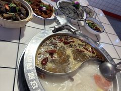 -贤合庄卤味火锅(济南泉城路店)
