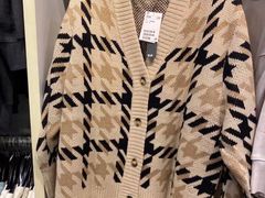 -H&M(鹏欣水游城店)