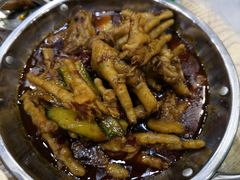 干锅姜辣凤爪-江城燕子大排档(江汉路步行街店)