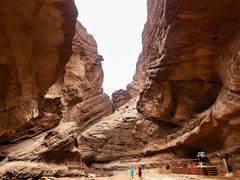 -天山神秘大峡谷