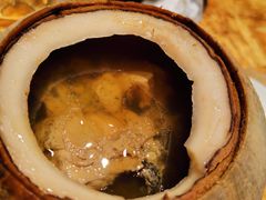 泰国椰皇炖乌鸡汤-陈鹏鹏潮汕菜(欢乐海岸 海边景观店)