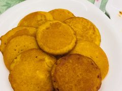 -东北四季饺子王(华山路店)