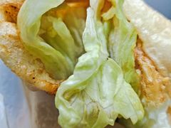 炸蛋葱油饼-小红车炸蛋葱油饼