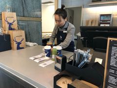 -瑞幸咖啡(东海中心店)